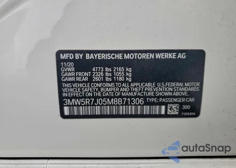 2021 BMW 330Xi z USA, uszkodzony, nr VIN 3MW5R7J05M8B71306